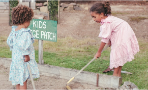 kids playing